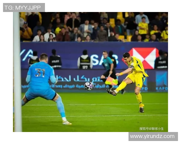 足球巨星联手打造全球知名品牌合作新篇章推动体育潮流与时尚跨界融合 足球巨星联手打造全球知名品牌合作新篇章推动体育潮流与时尚跨界融合